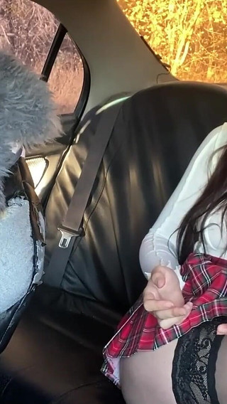 Babe Young Bitch Tried to Cheat a Taxi Driver and Got Fucked Hard